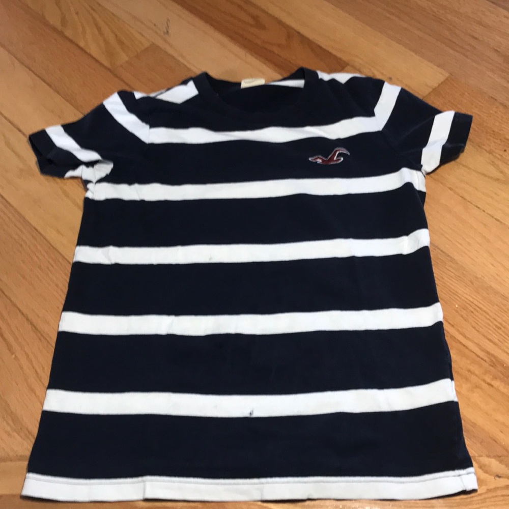 Hollister shirt